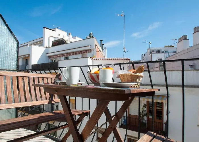 Hola! - Centric * Sitges